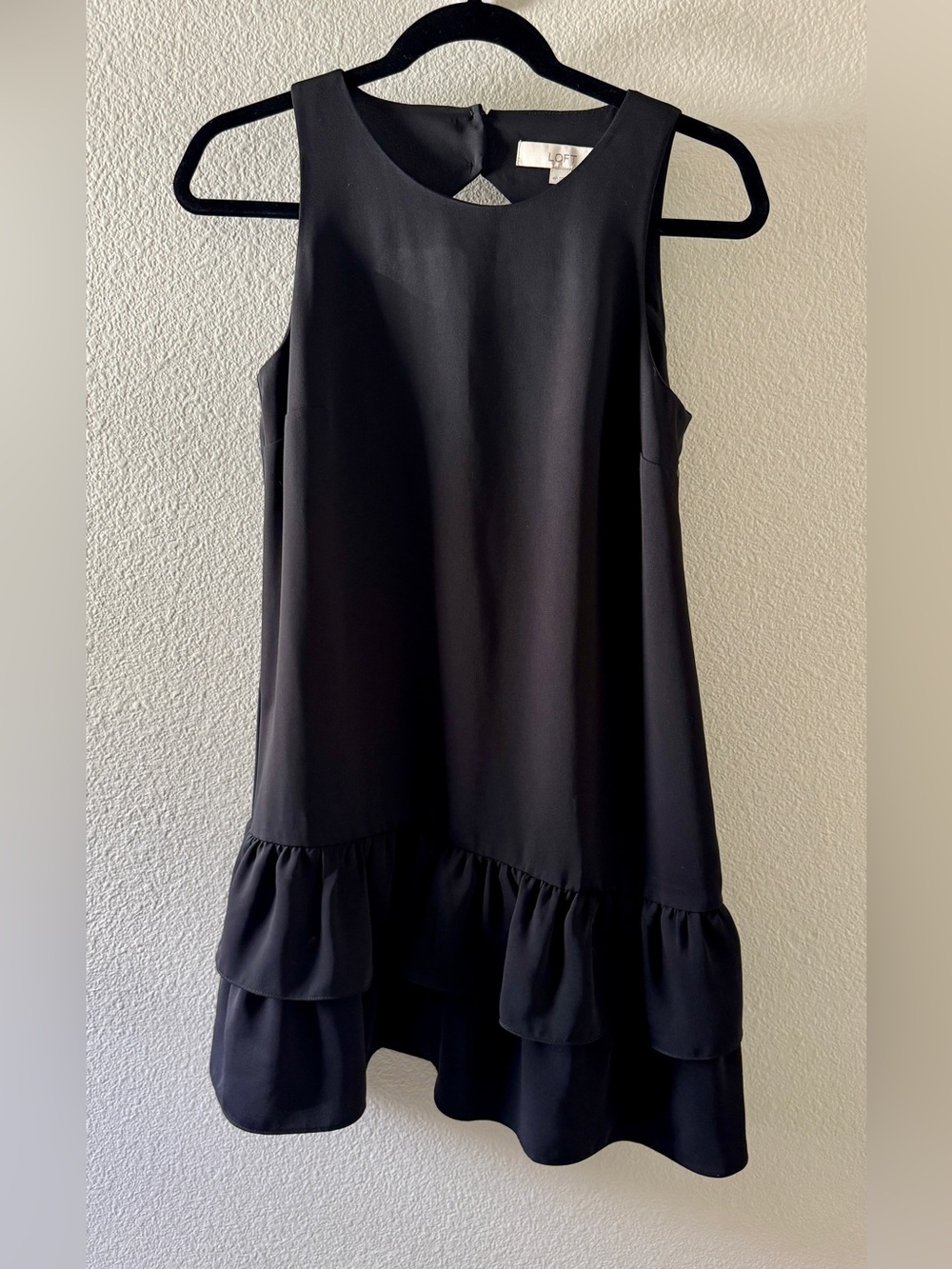 LOFT Black Sleeveless Ruffle-Hem Shift Dress